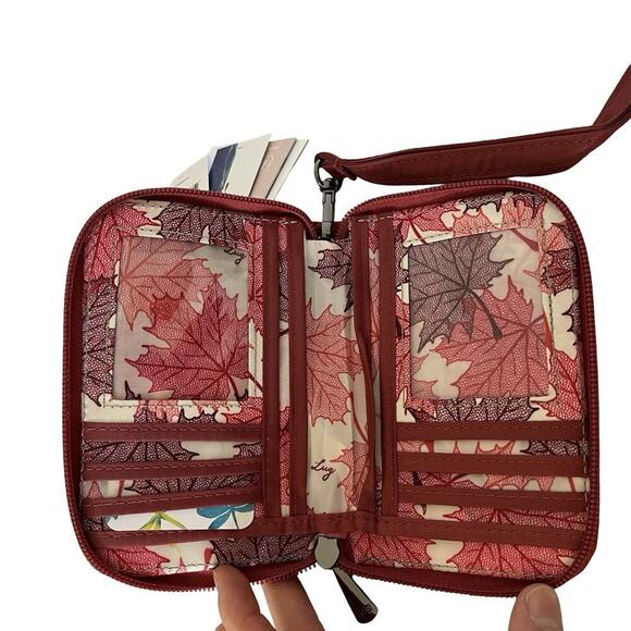 LUG Rodeo RFID Quilted Wristlet Zip Around Small Wallet in Rosewood Red NWT - Picture 7 of 9